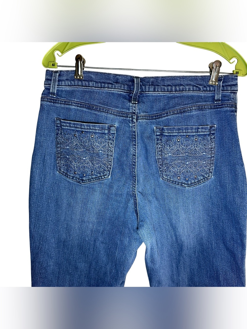 Gloria Vanderbilt Women's Amanda Jeans Size 12 - Picture 4 of 6